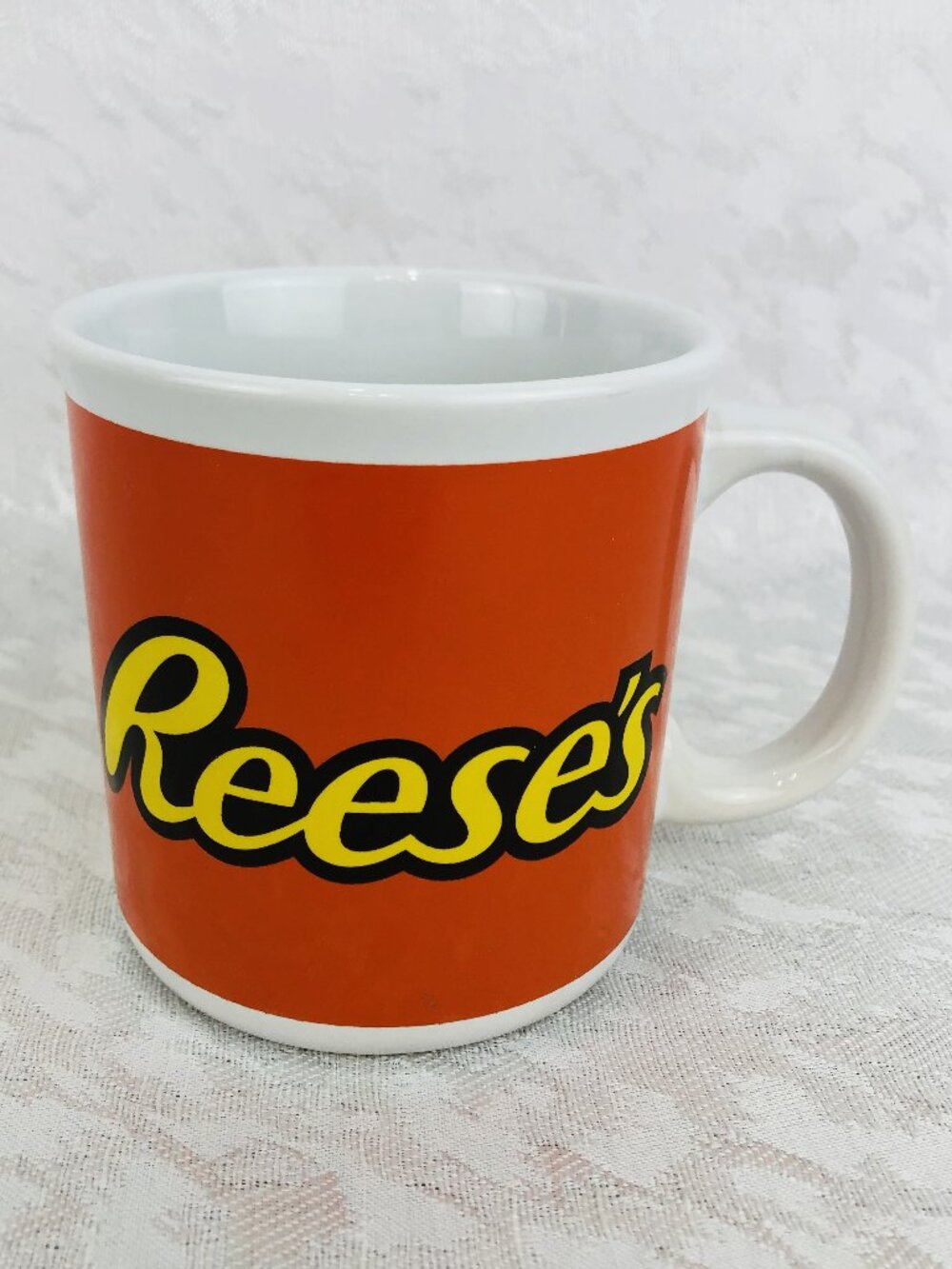 Reese’s Vintage Ceramic Mug 12oz by Gallerie White Orange Licensed Collectible